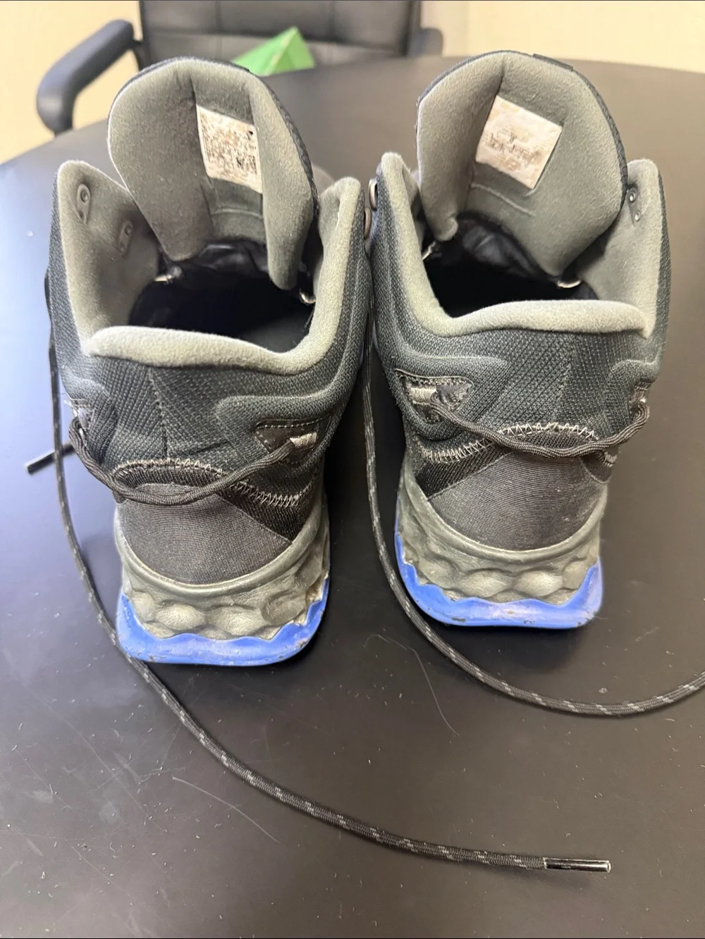 New Balance Black and Blue Men’s Trail Boots with Fresh Foam gore-Tex